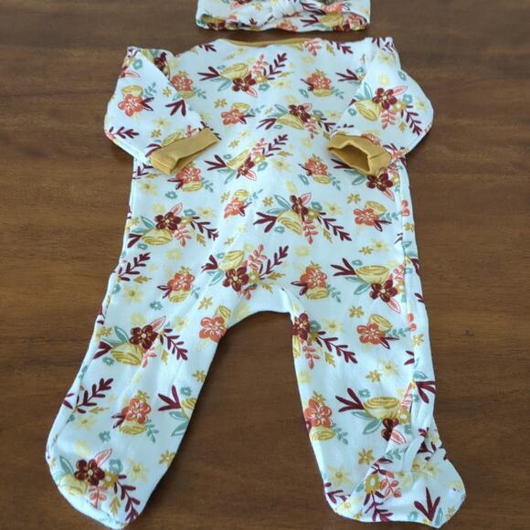 Baby gilr 100% cotton footsie with headband 3-6M NNT - Picture 3 of 4